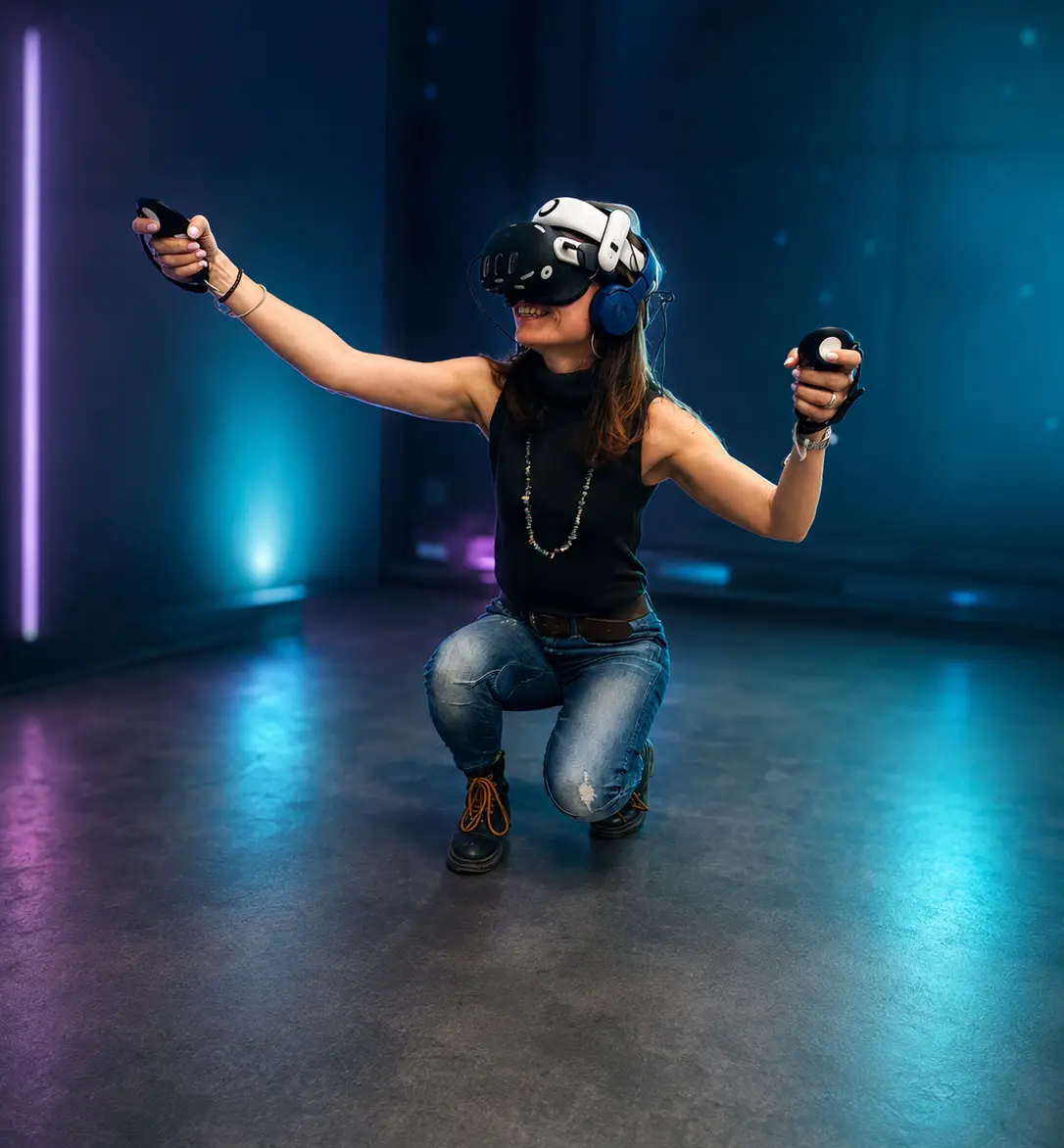 Подготовка за VR преживяване във VRooms